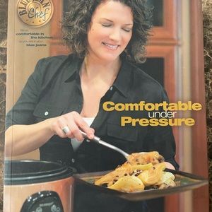 Meredith Laurence Recipe Book Comfortable under Pressure